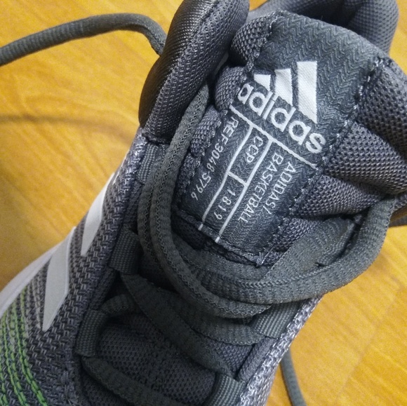 Adidas Basketball tennis shoes ๐ - Picture 4 of 6